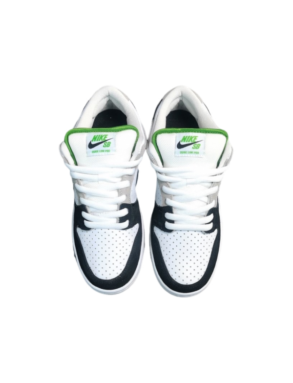 Nike SB Dunk Low Chlorophyll